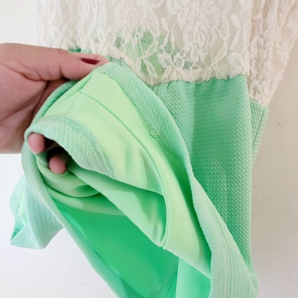 UK2LA Teal and White Laced Romper Size: Small - Picture 10 of 16